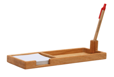 Rassel aus Ahorn- und Buchenholz, bunt